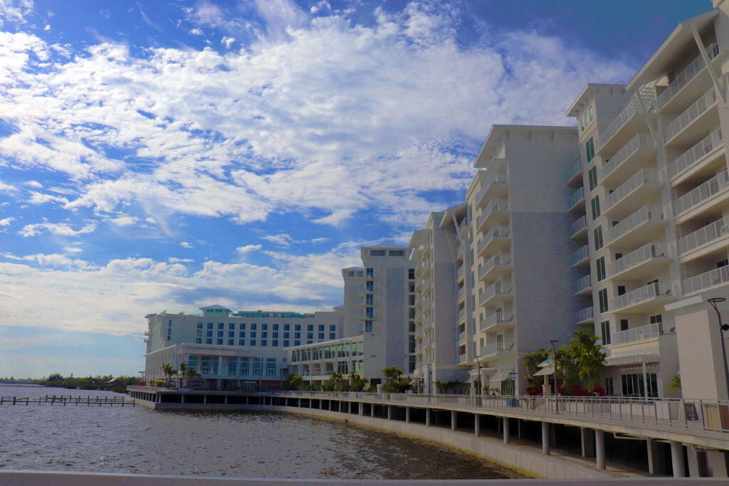 Port Charlotte Harborside Resort - Sunseeker Resort Florida